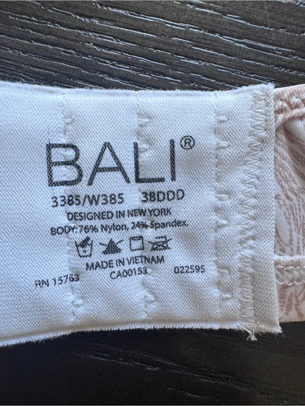 NWT Bali Passion for Comfort Minimizer Underwire Bra 38DDD Pink Leaf